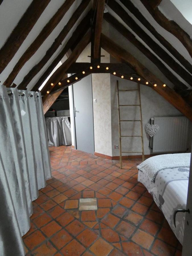 Maison De Charme Pres De Beauval Saint-Cyran-du-Jambot Luaran gambar
